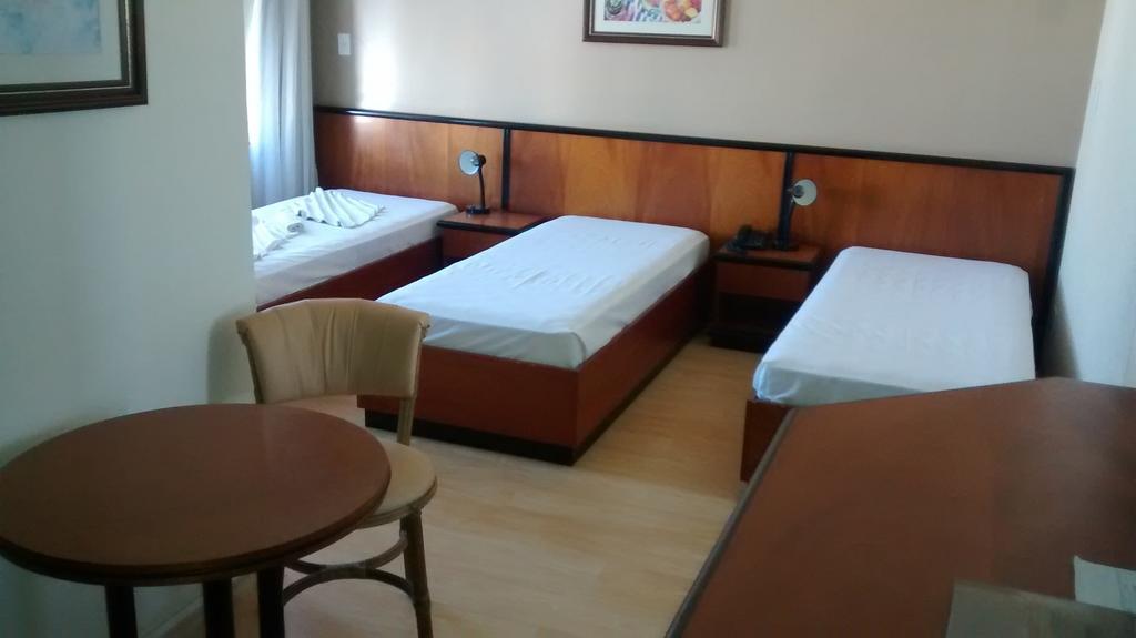 Geneviee Palace Hotel Ponta Grossa  Bagian luar foto